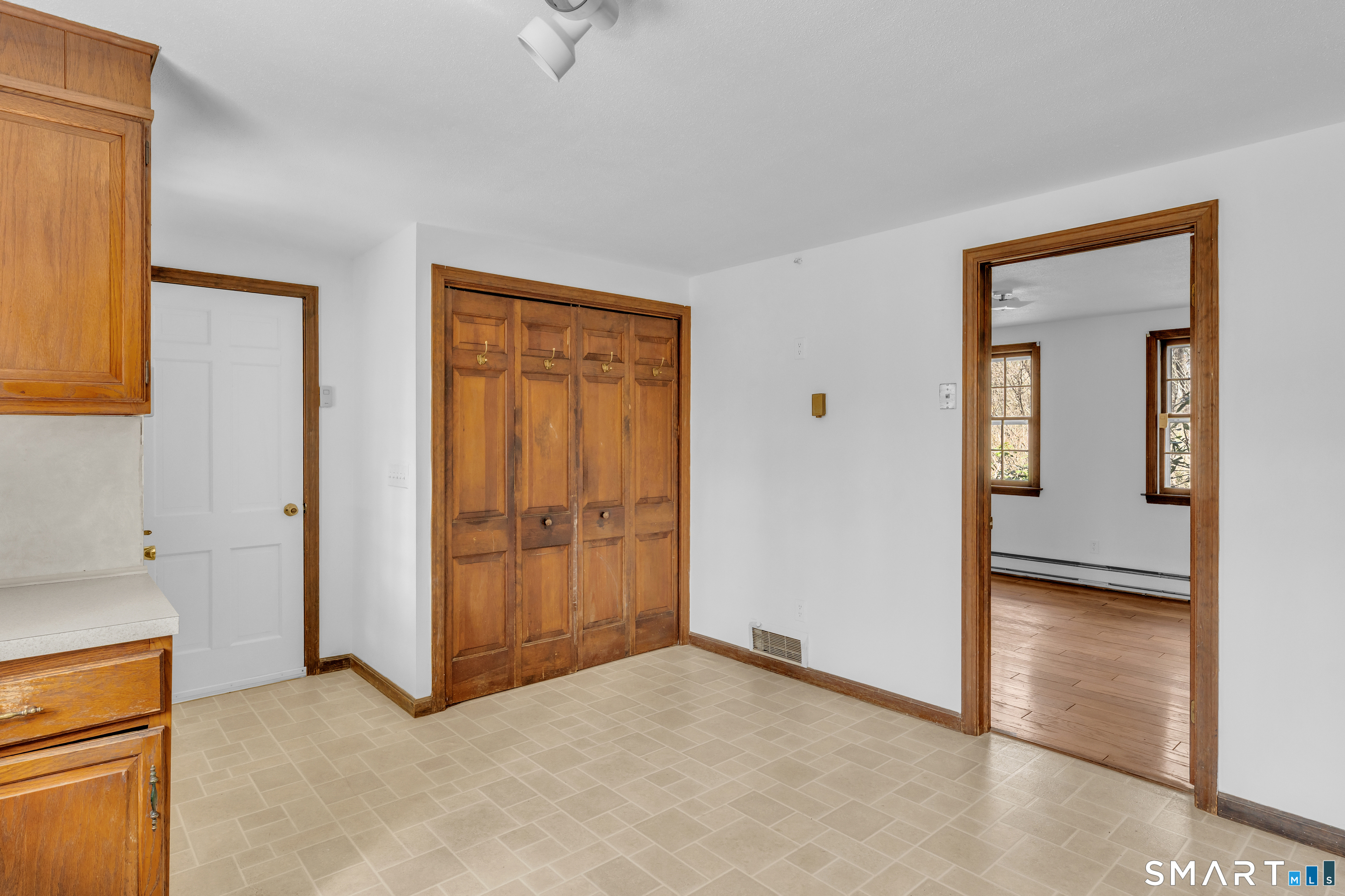 94 Quonnipaug Hill Road