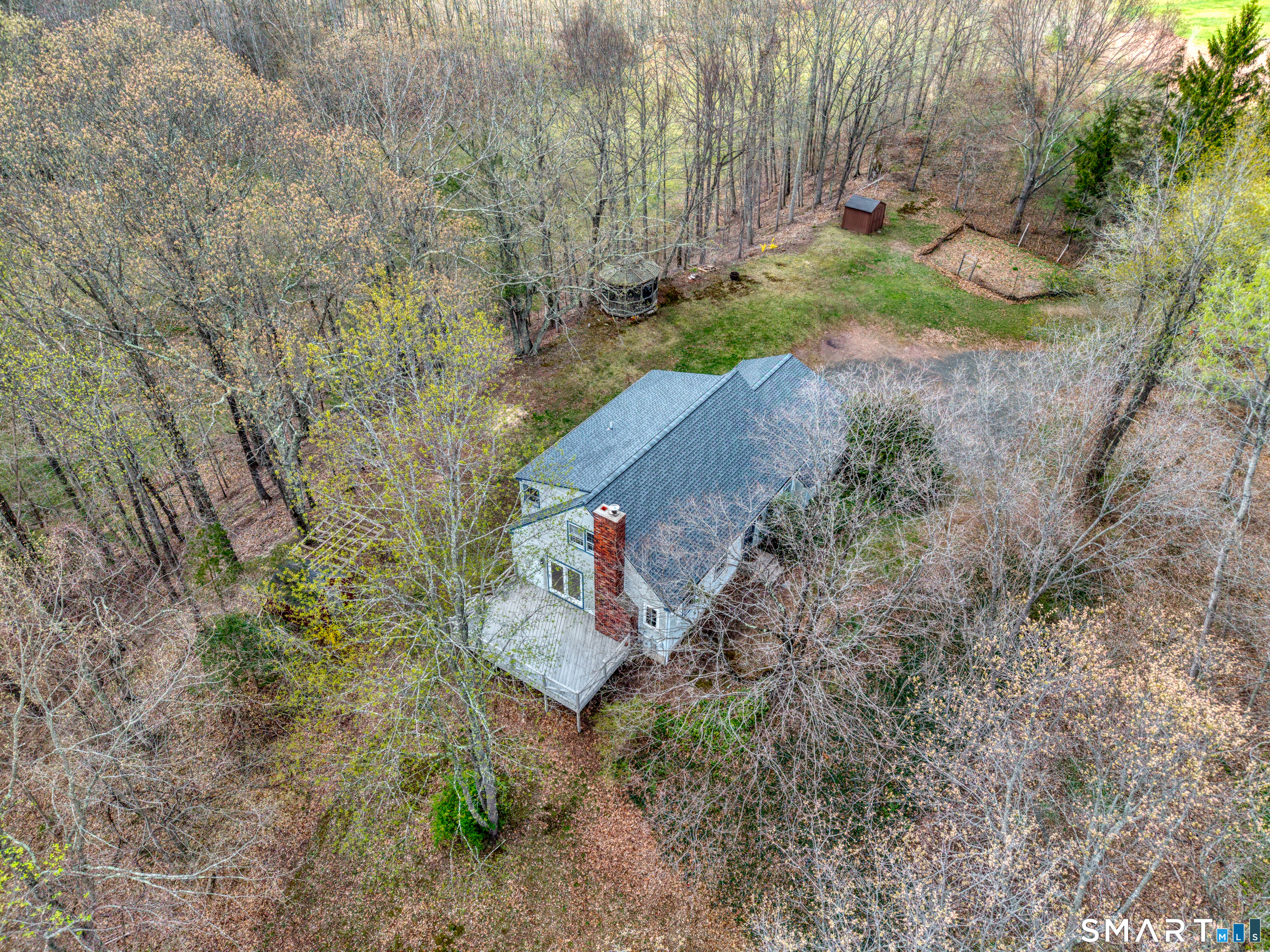 94 Quonnipaug Hill Road