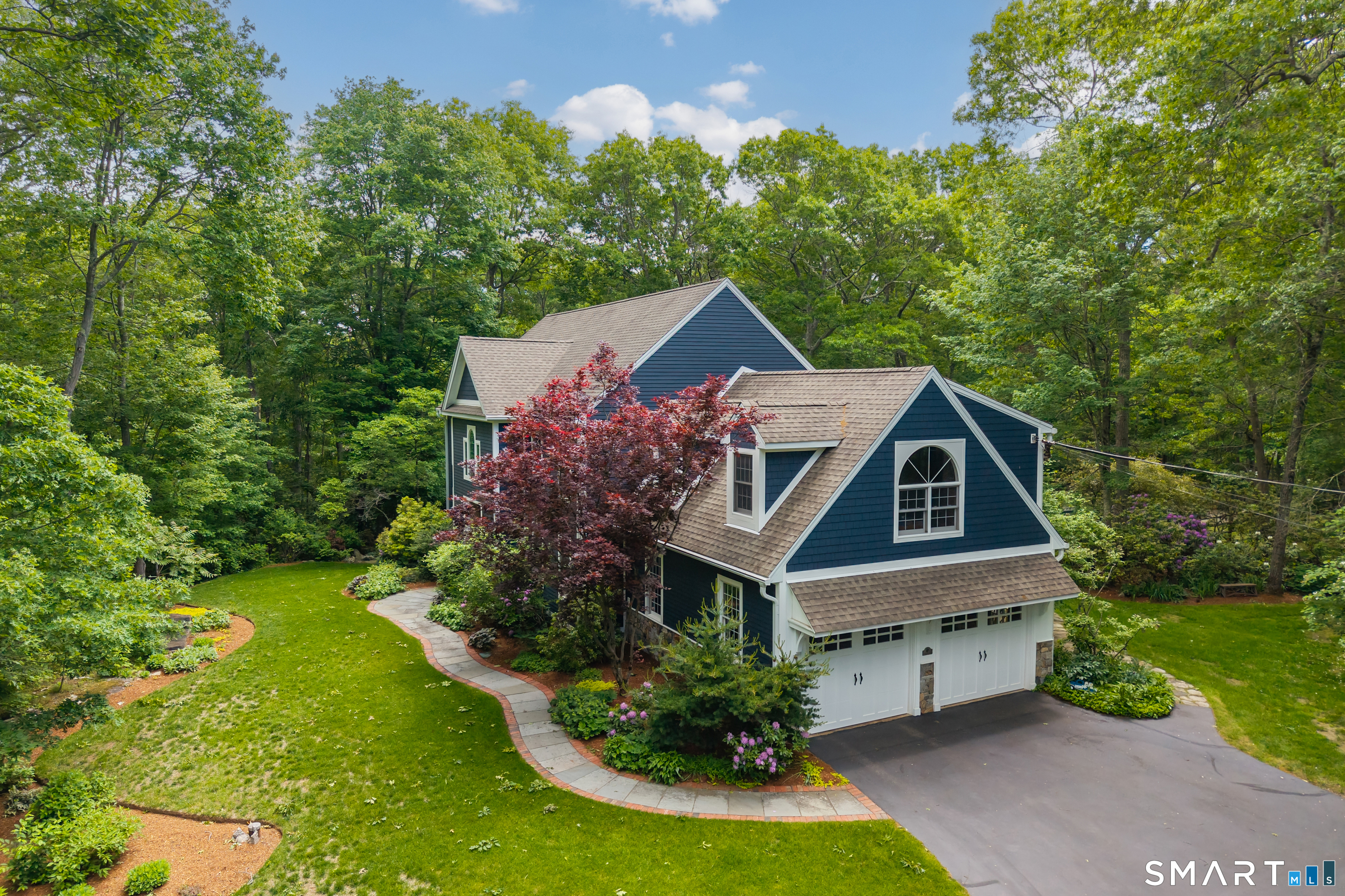 46 Laurel Cliffs Road
