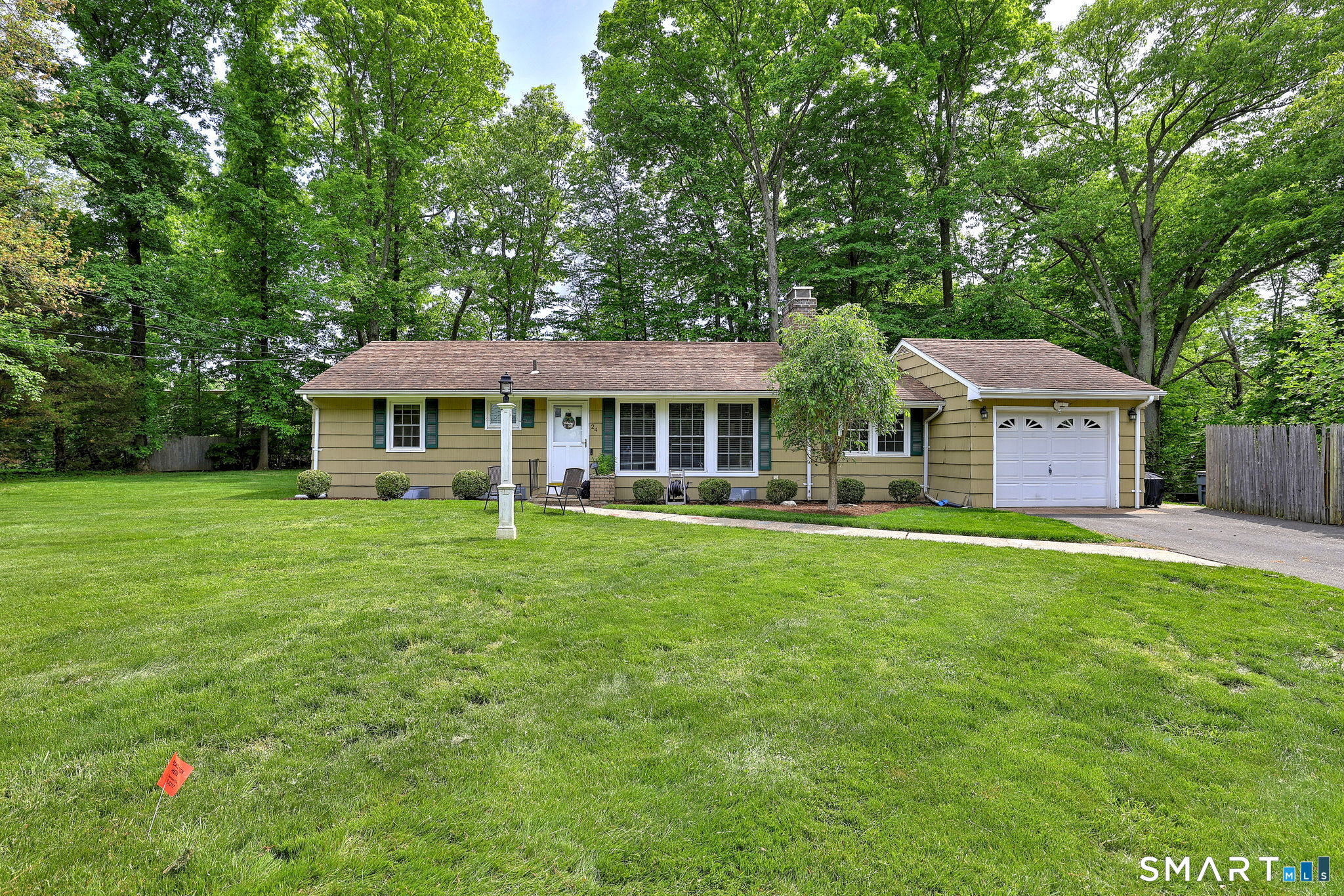 24 Hubbard Road