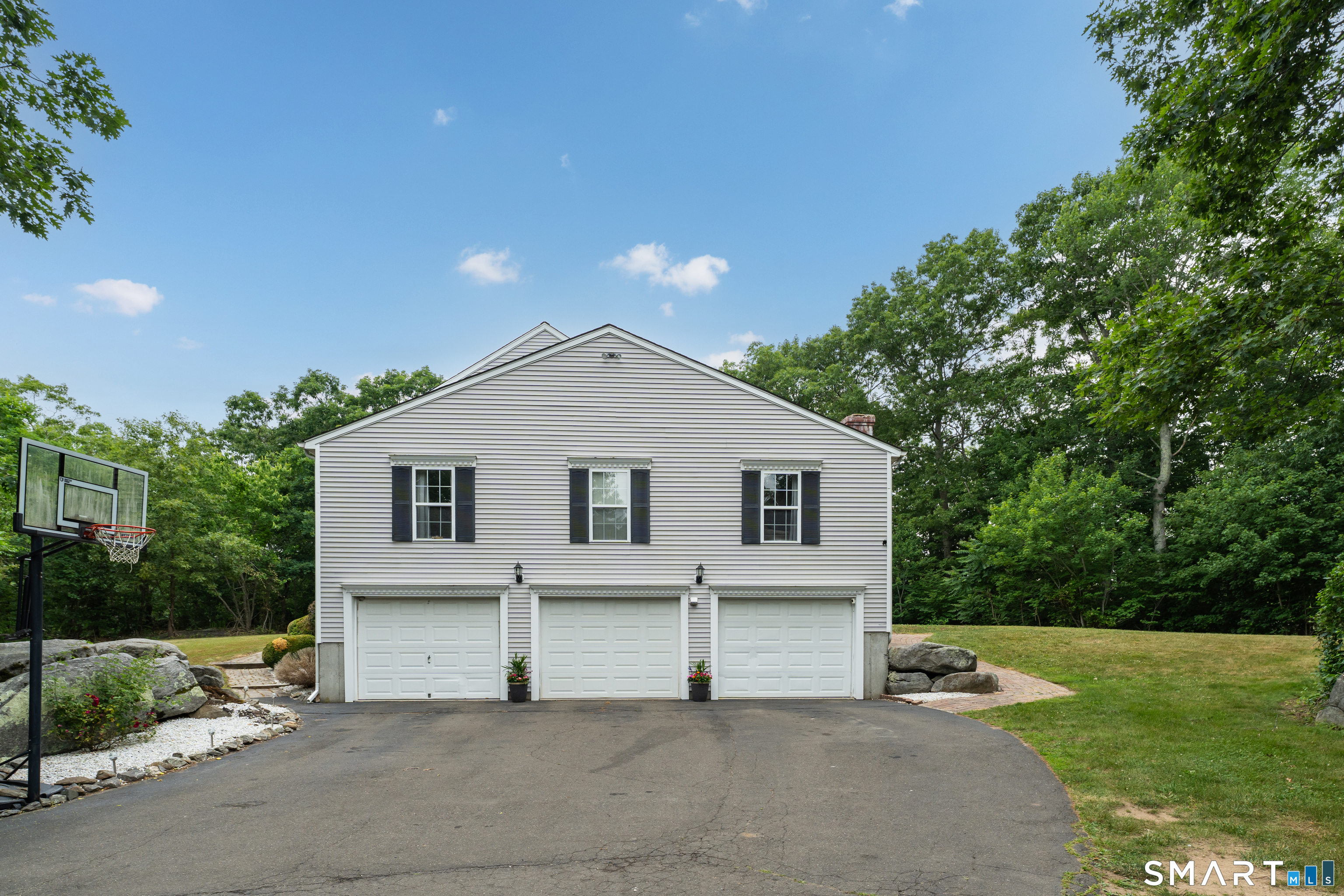20 Airline Road