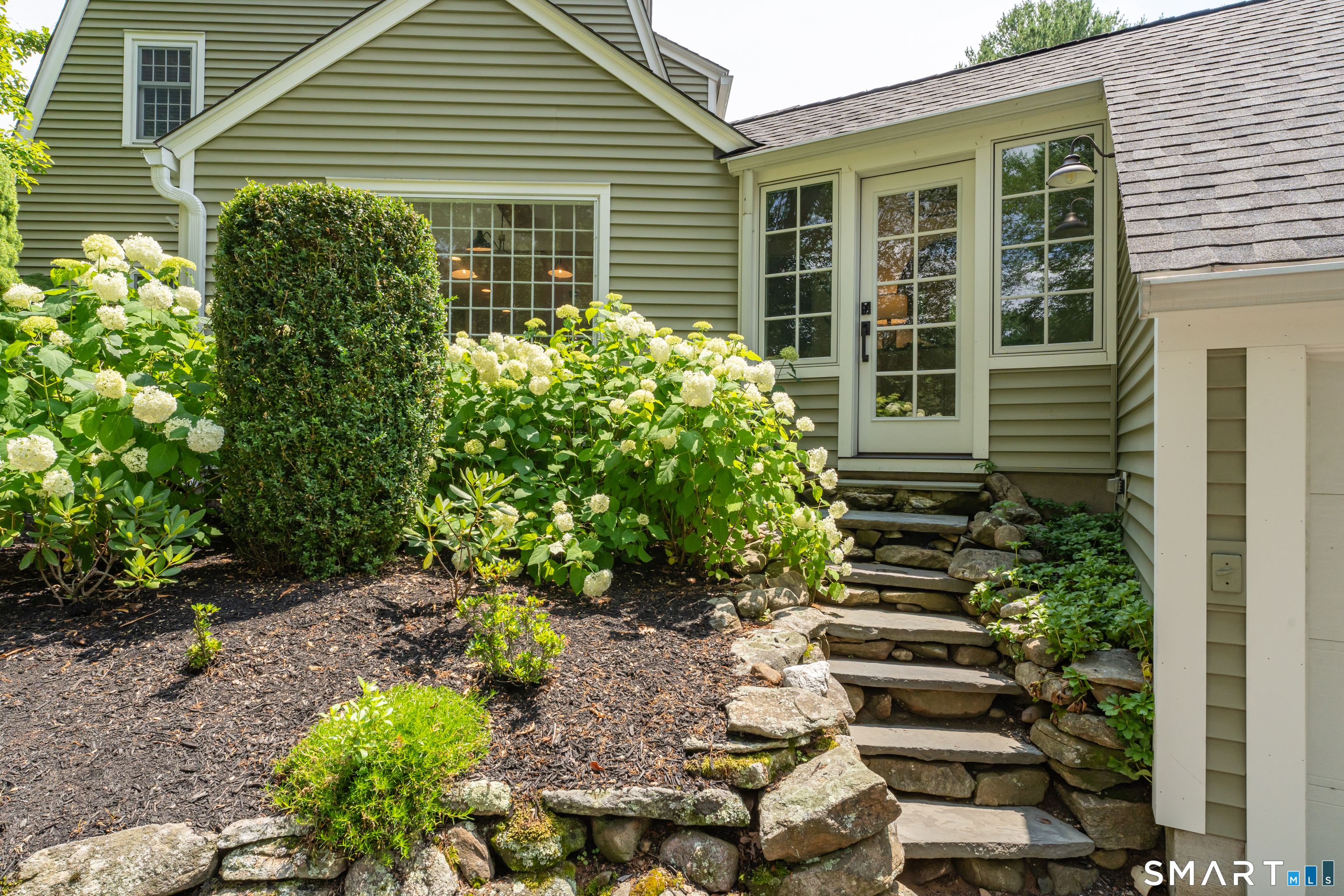33 River Edge Farms Road