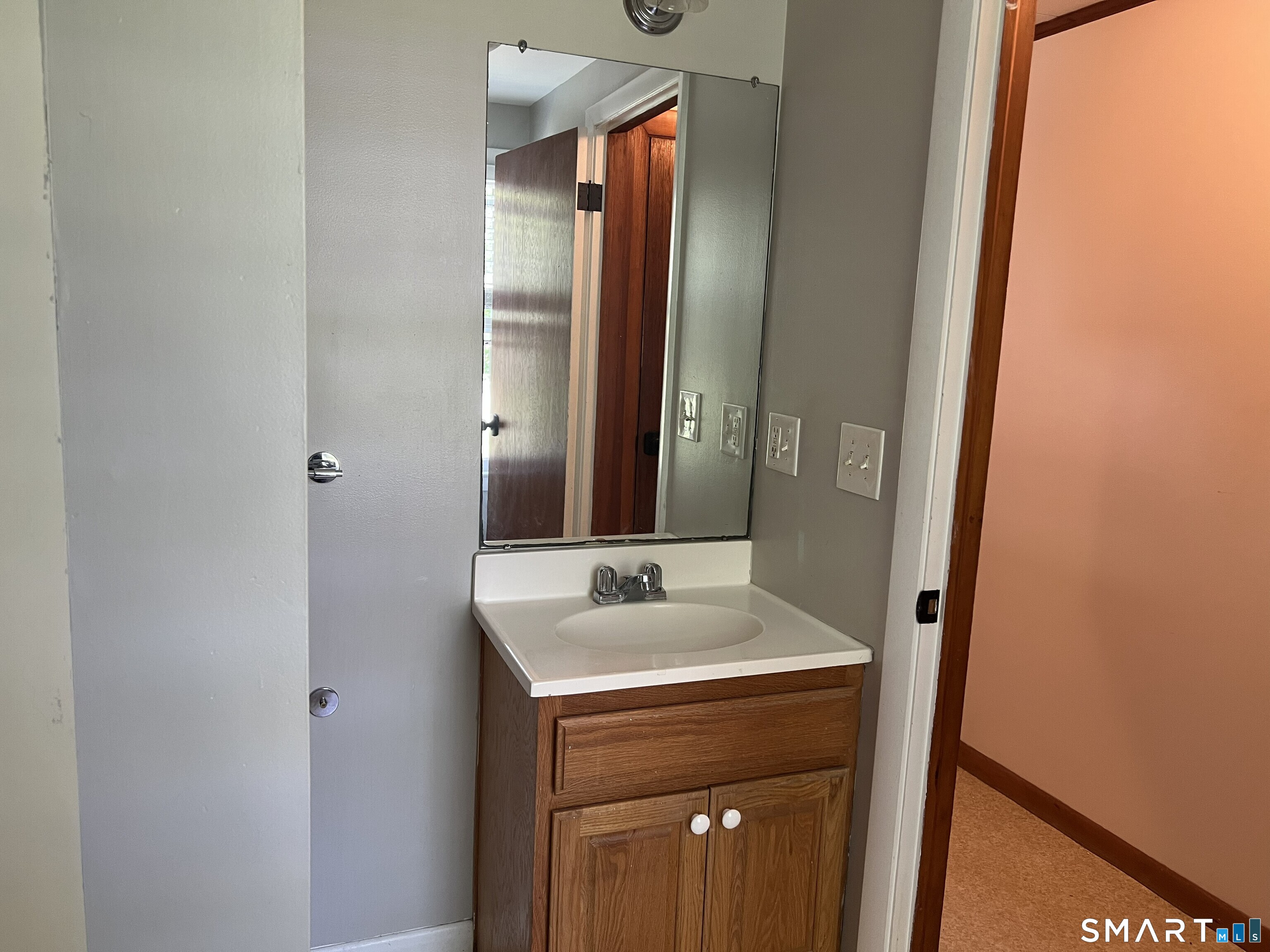 37 Pearl Street Unit: B
