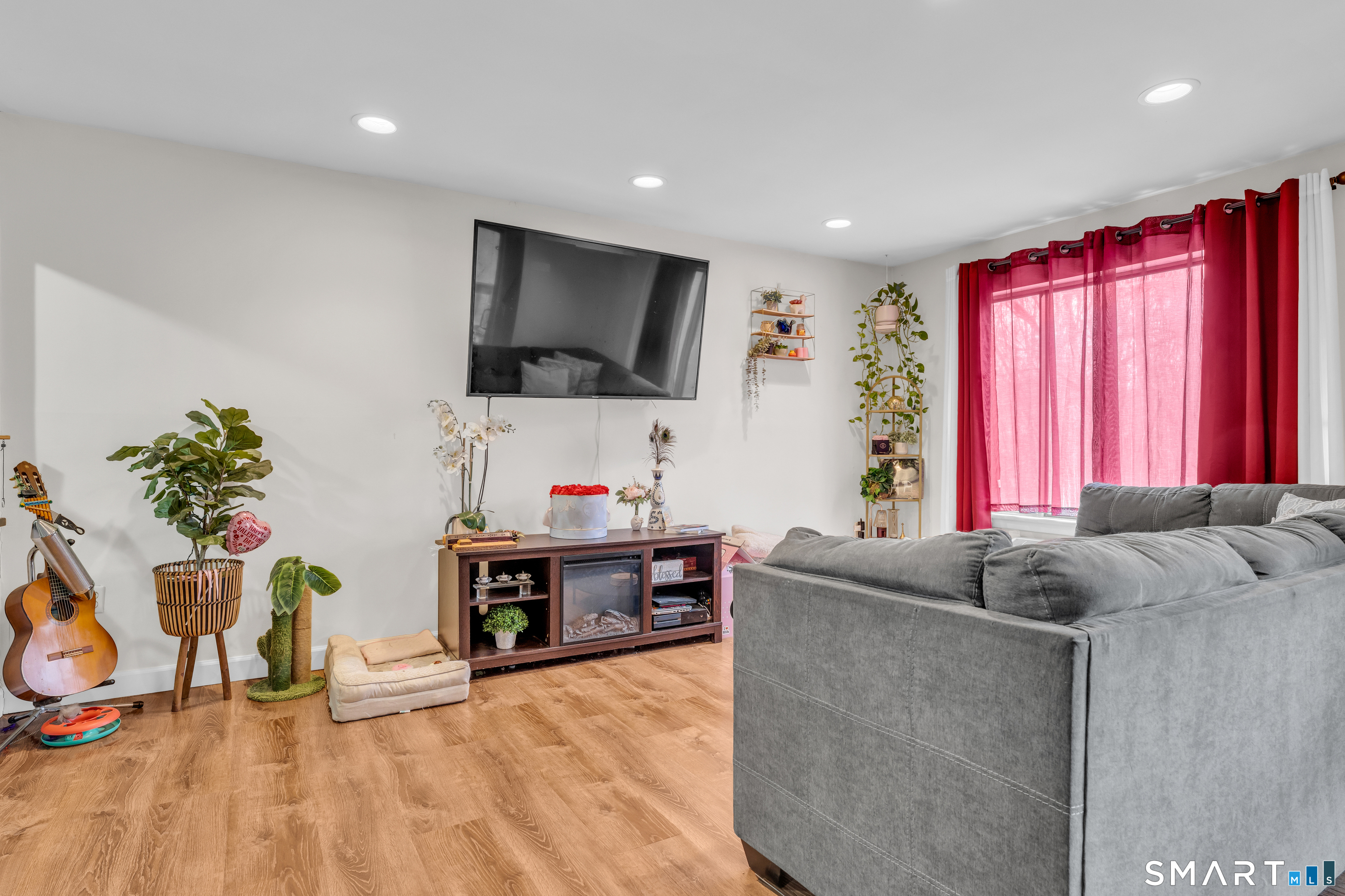 175 Mill Pond Road Unit: 444