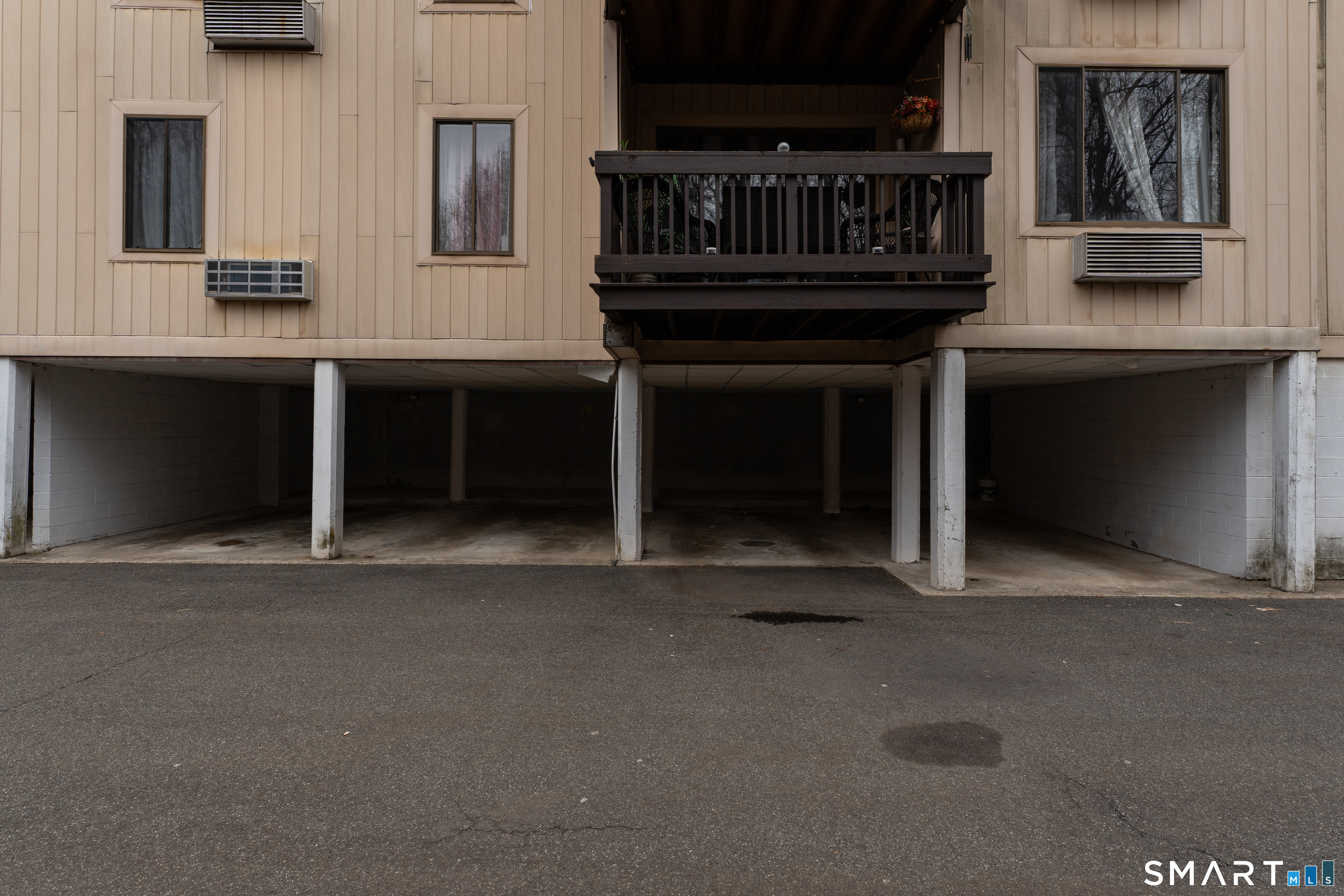 175 Mill Pond Road Unit: 444