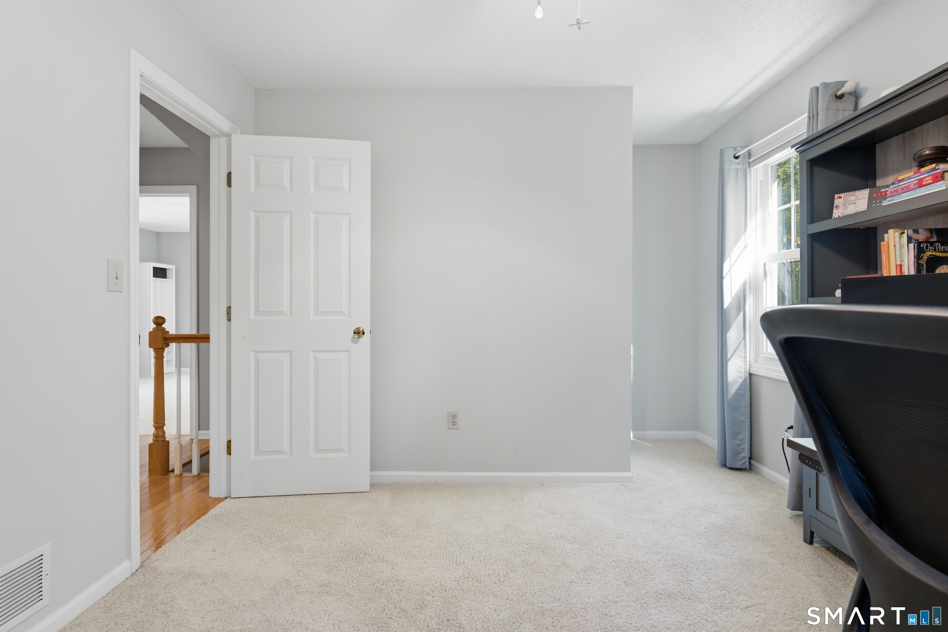 7 Laurel Ridge Road