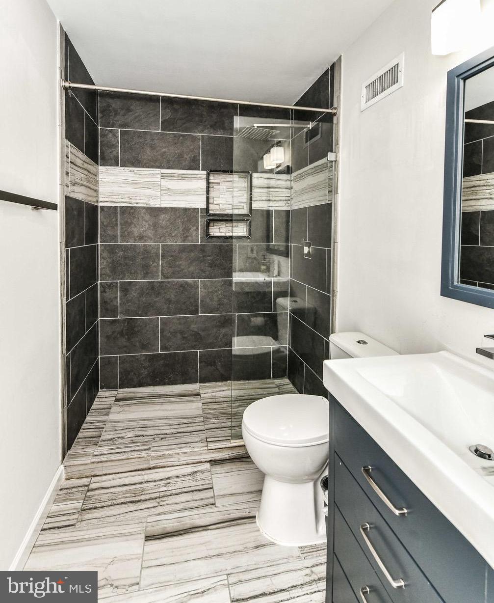 1312 Massachusetts Ave NW #610