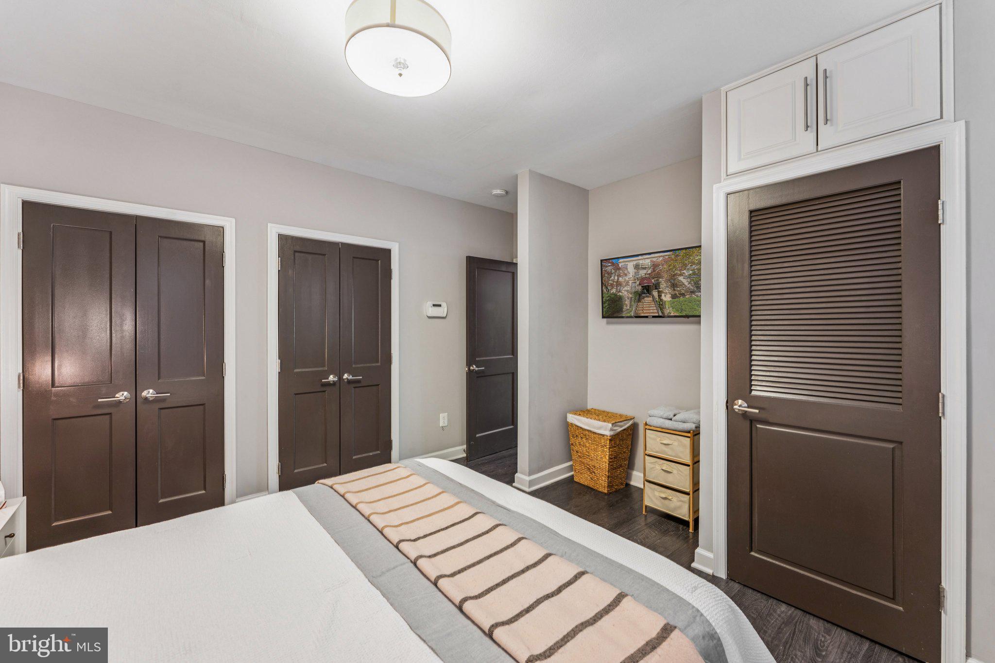 1833 CALIFORNIA STREET NW 203