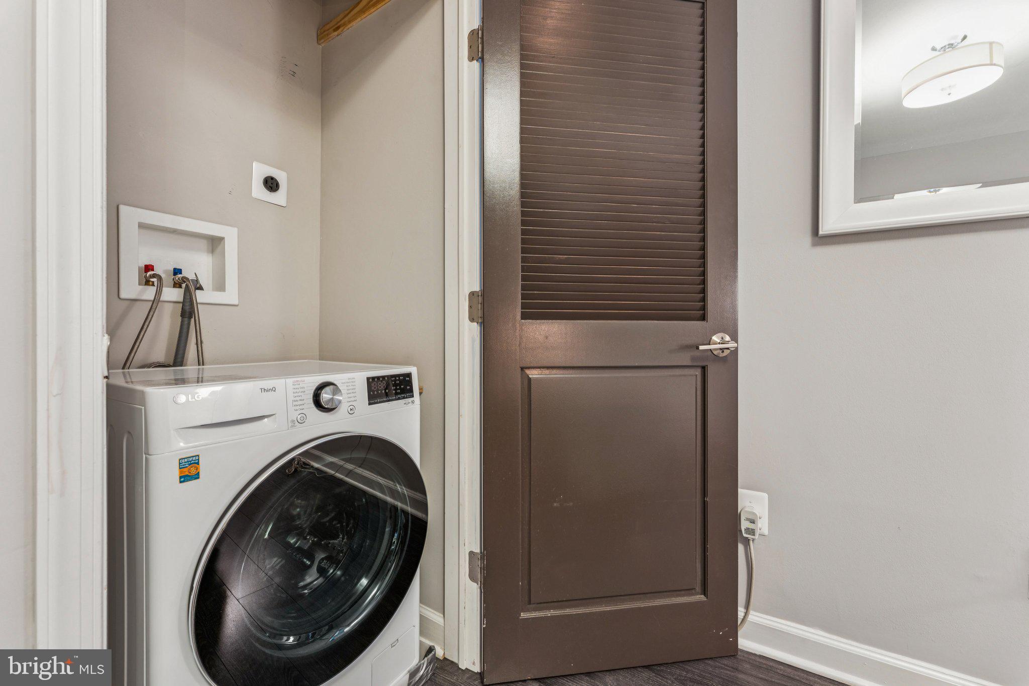 1833 CALIFORNIA STREET NW 203