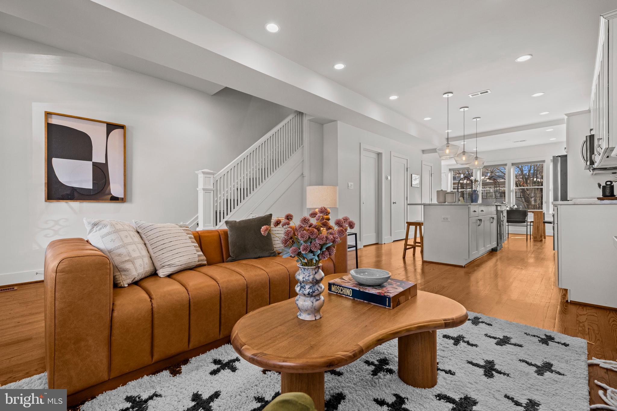 1227 TRINIDAD AVENUE NE