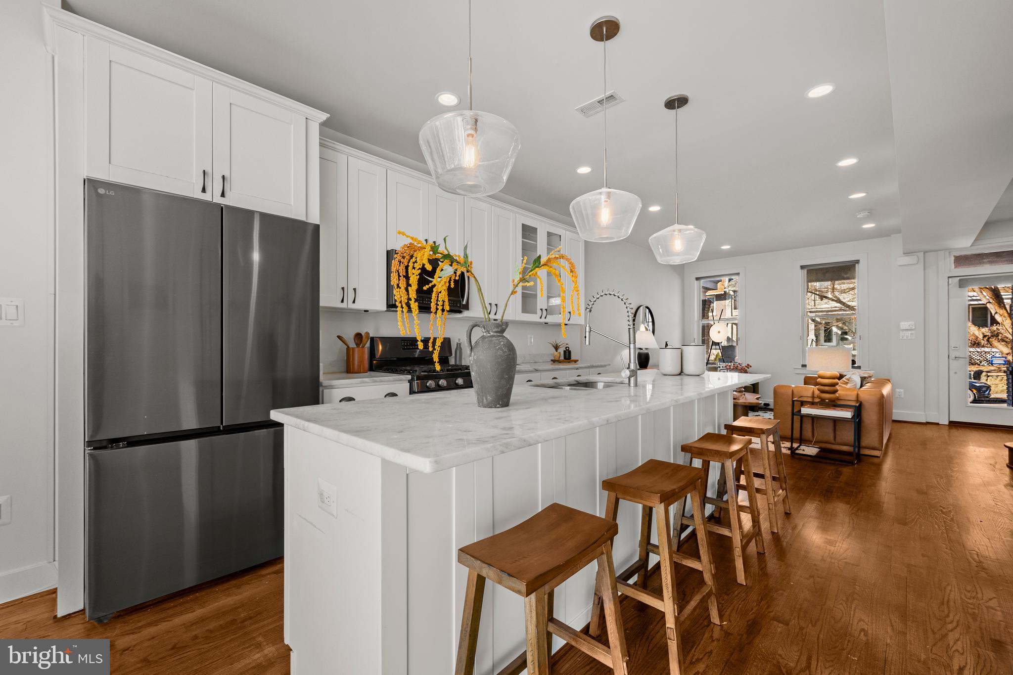 1227 TRINIDAD AVENUE NE