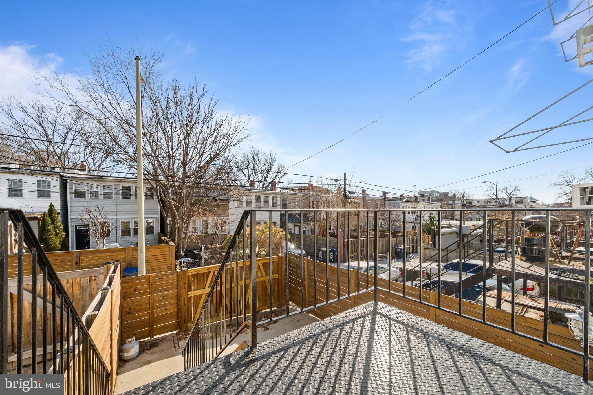 1227 TRINIDAD AVENUE NE