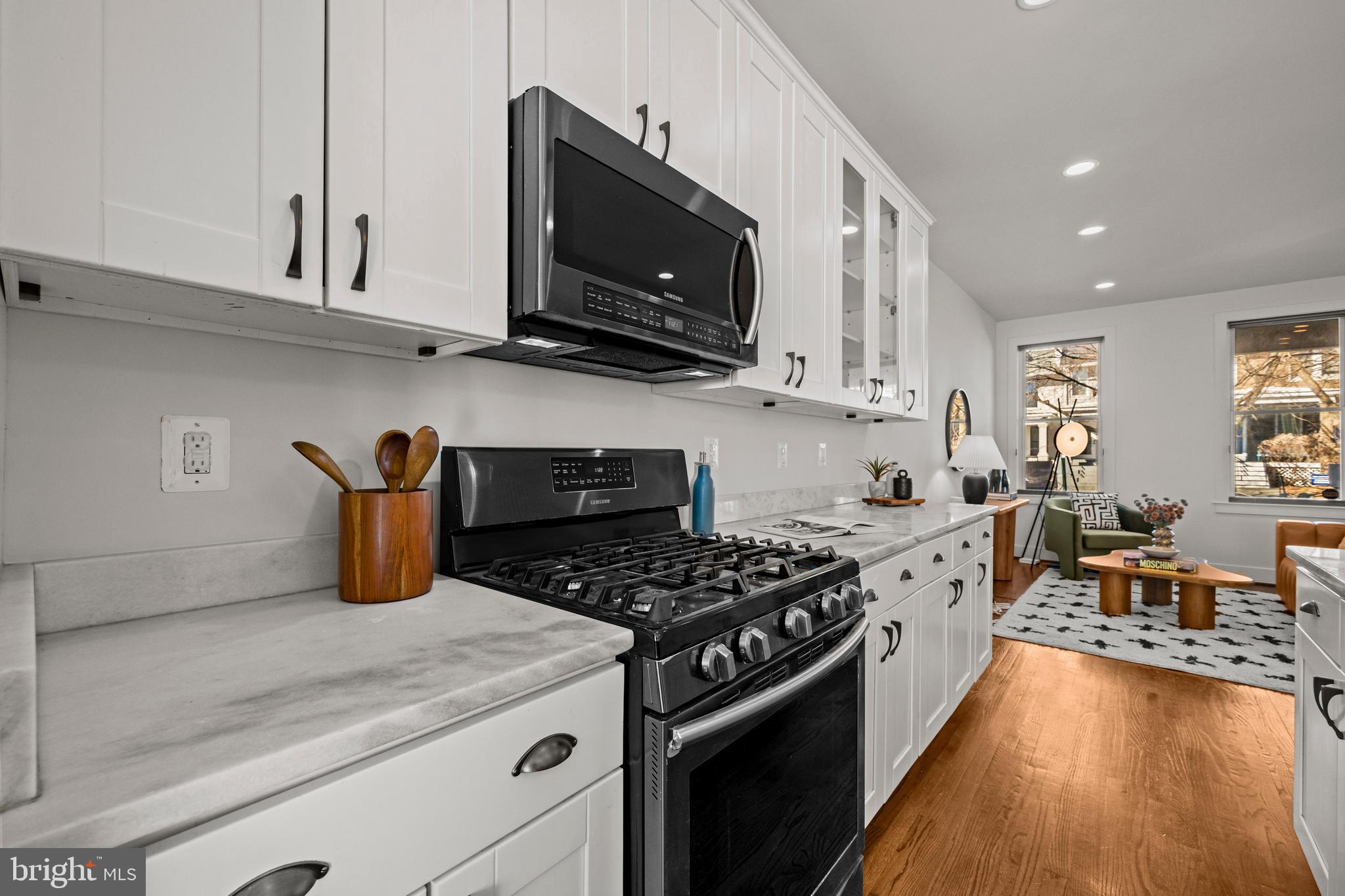 1227 TRINIDAD AVENUE NE