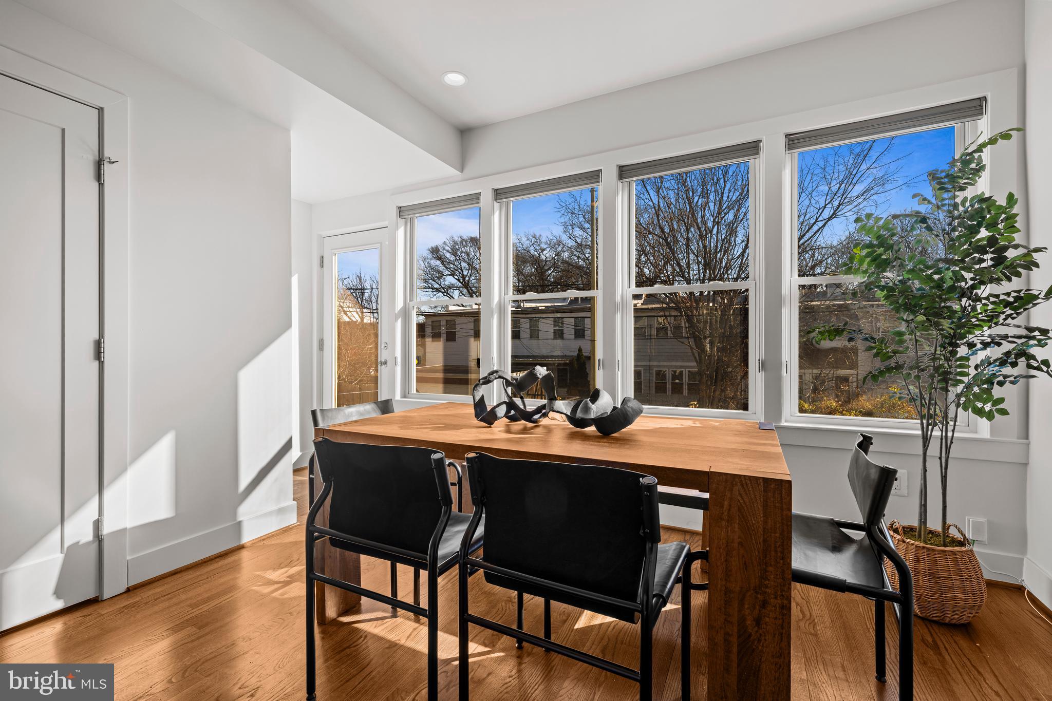 1227 TRINIDAD AVENUE NE