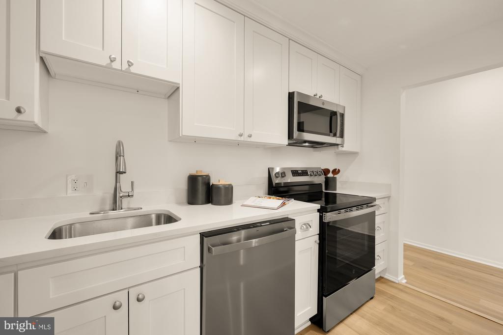 1844 COLUMBIA ROAD NW Unit: 204