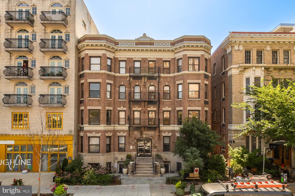 1844 COLUMBIA ROAD NW Unit: 204
