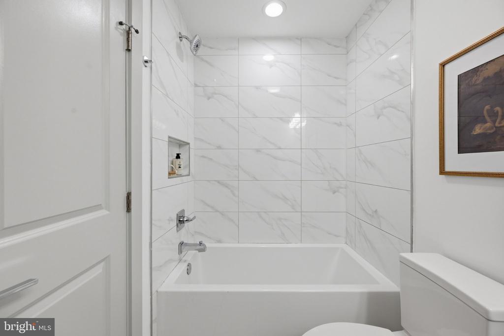 1632 K STREET NE Unit: 2