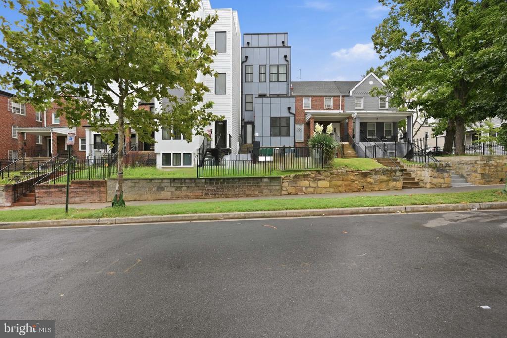 1632 K STREET NE Unit: 2