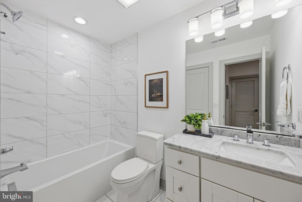 1632 K STREET NE Unit: 2