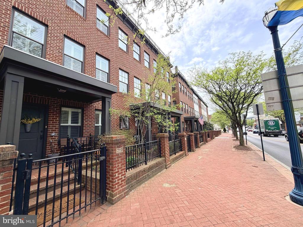 219 WEST STREET