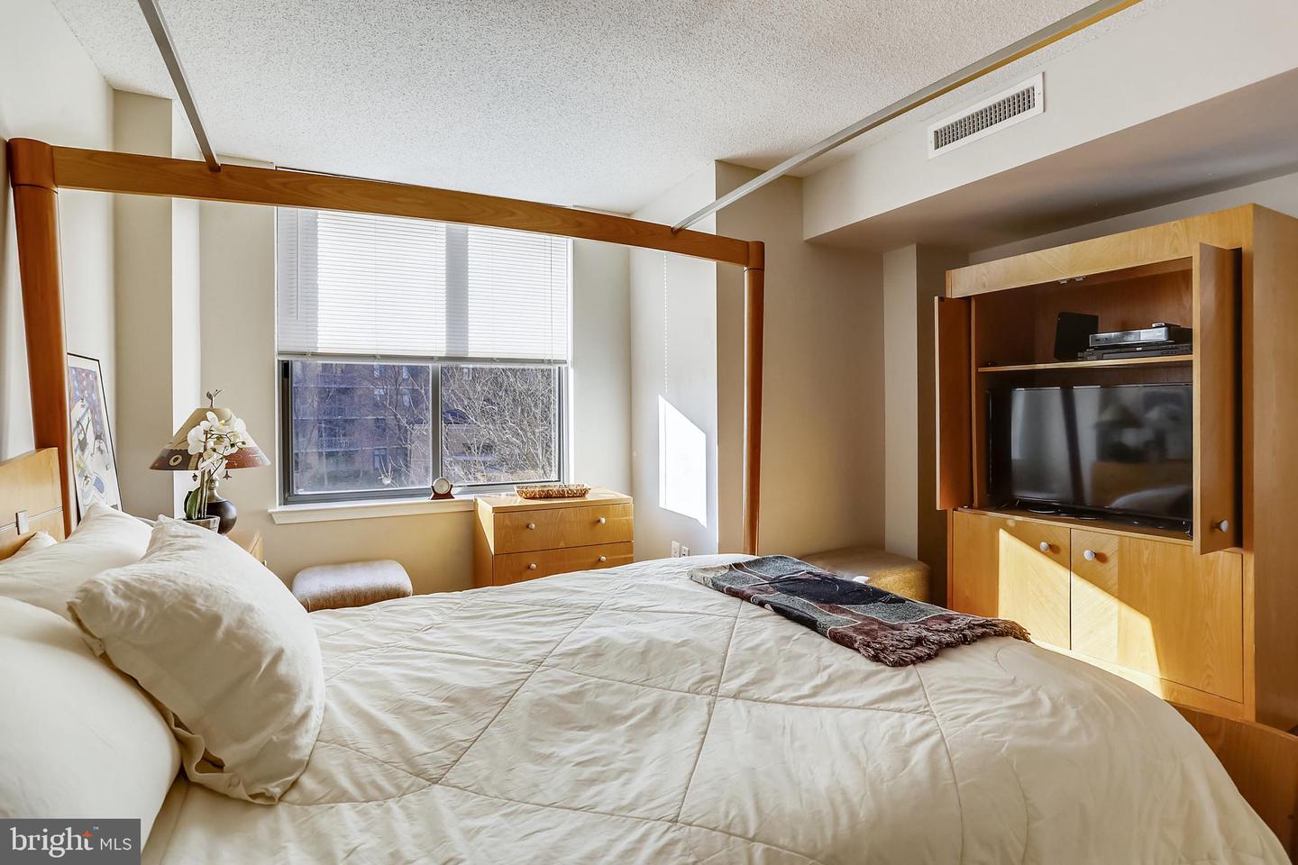 11710 Old Georgetown Rd #323