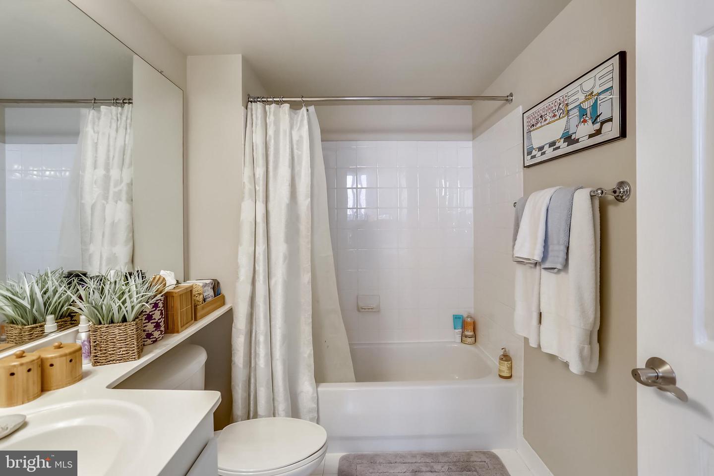 11710 Old Georgetown Rd #323