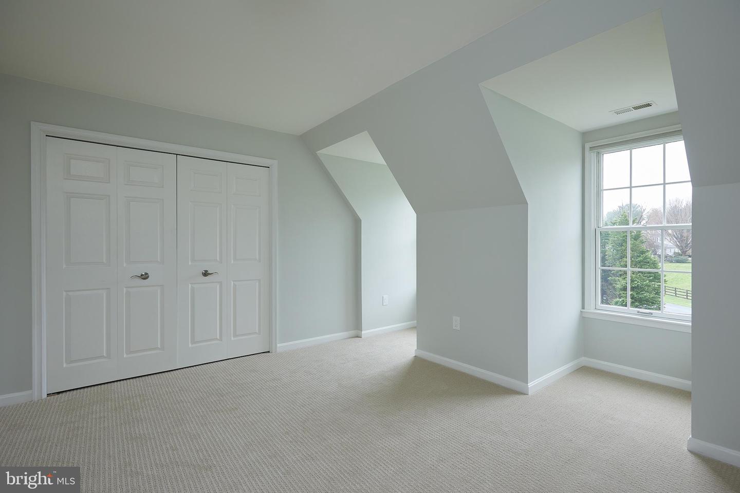 13426 Query Mill Rd