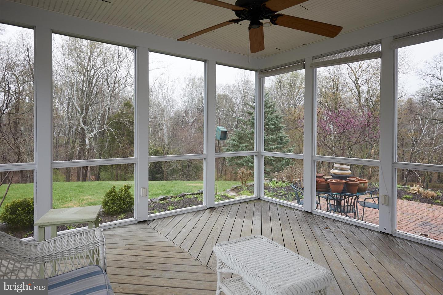 13426 Query Mill Rd