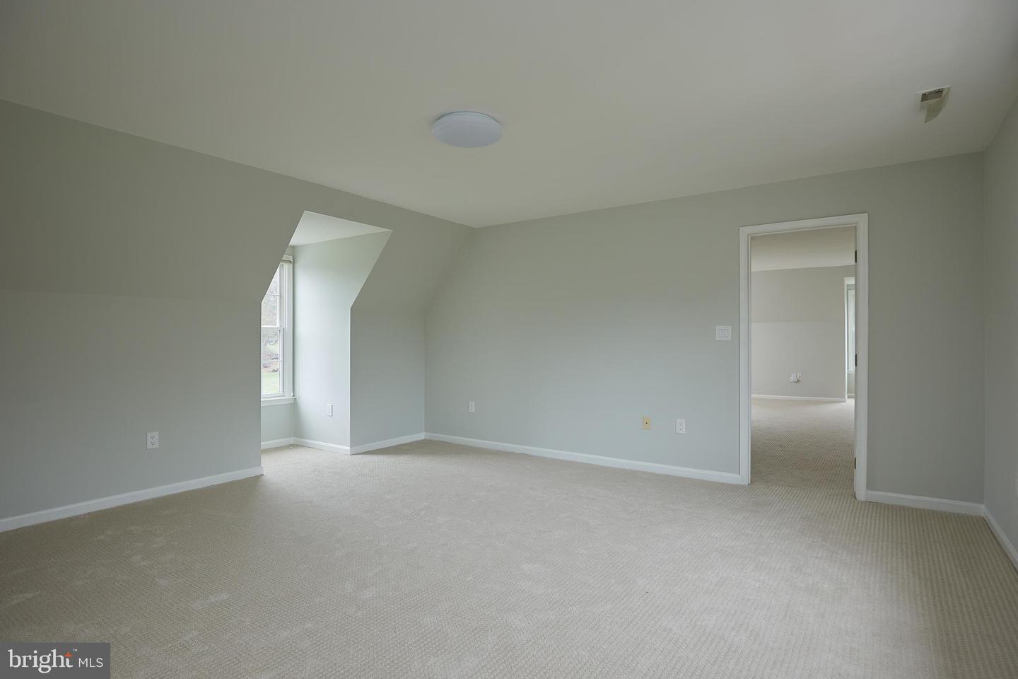 13426 Query Mill Rd