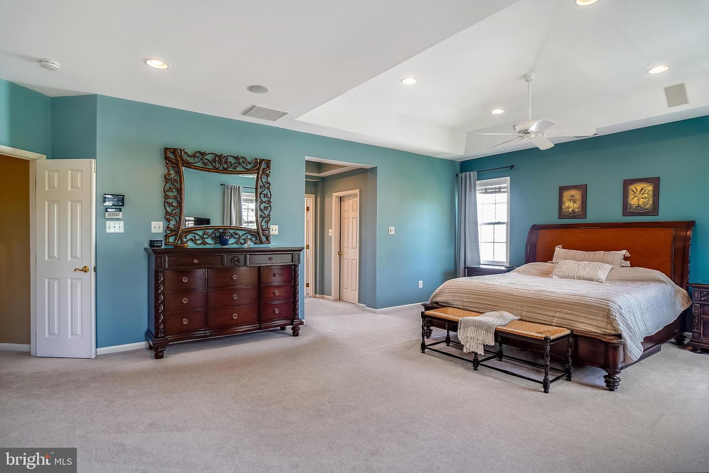 304 Summer Garden Way