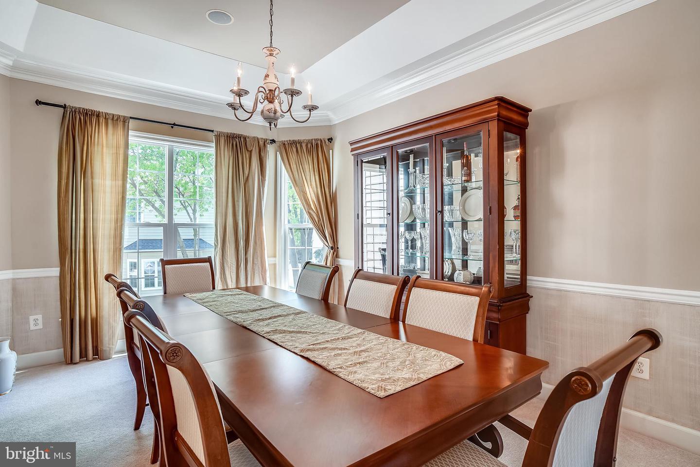 304 Summer Garden Way