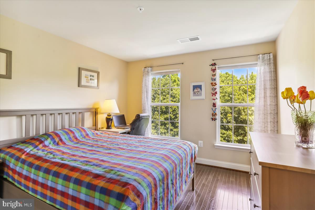 328 Park Ave #12-328