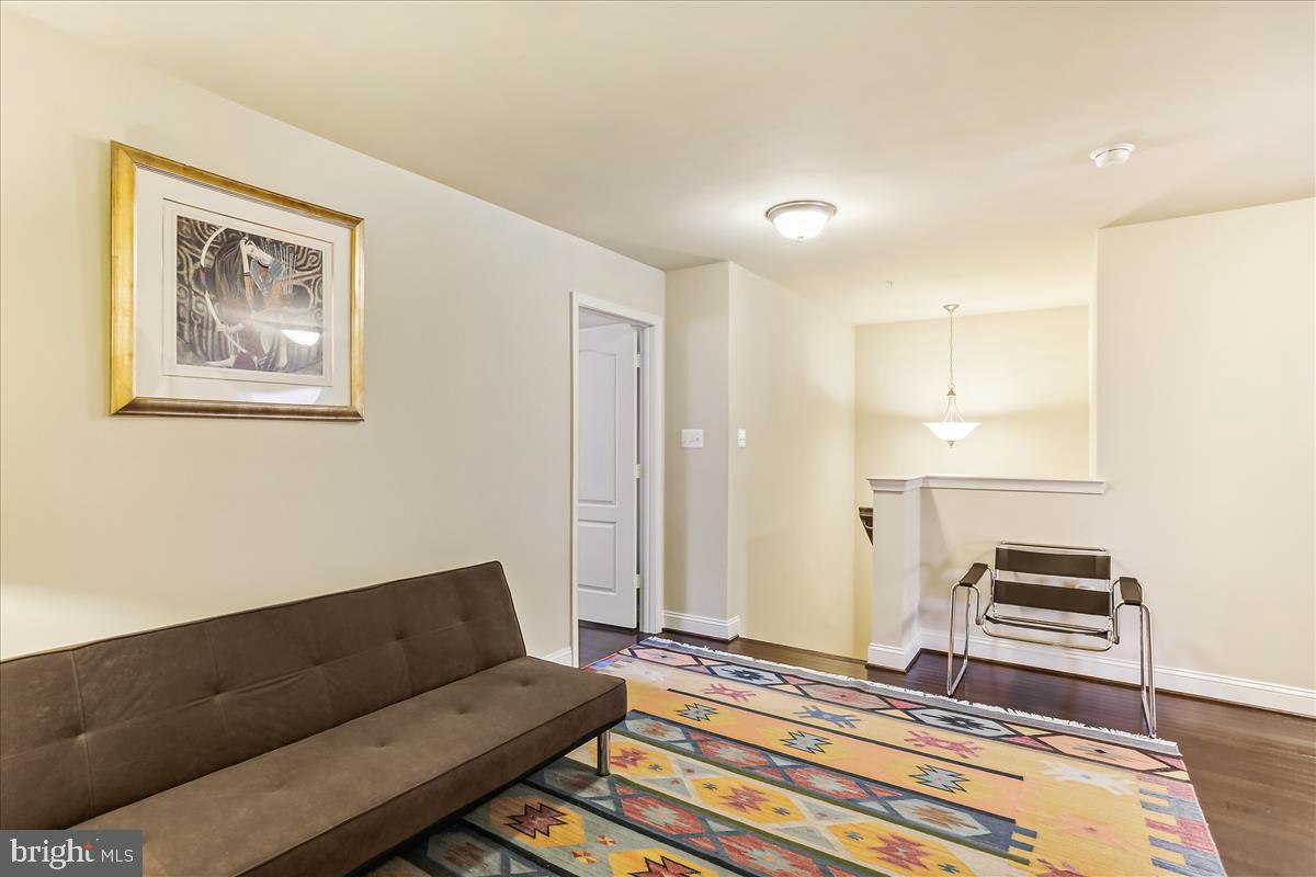 328 Park Ave #12-328