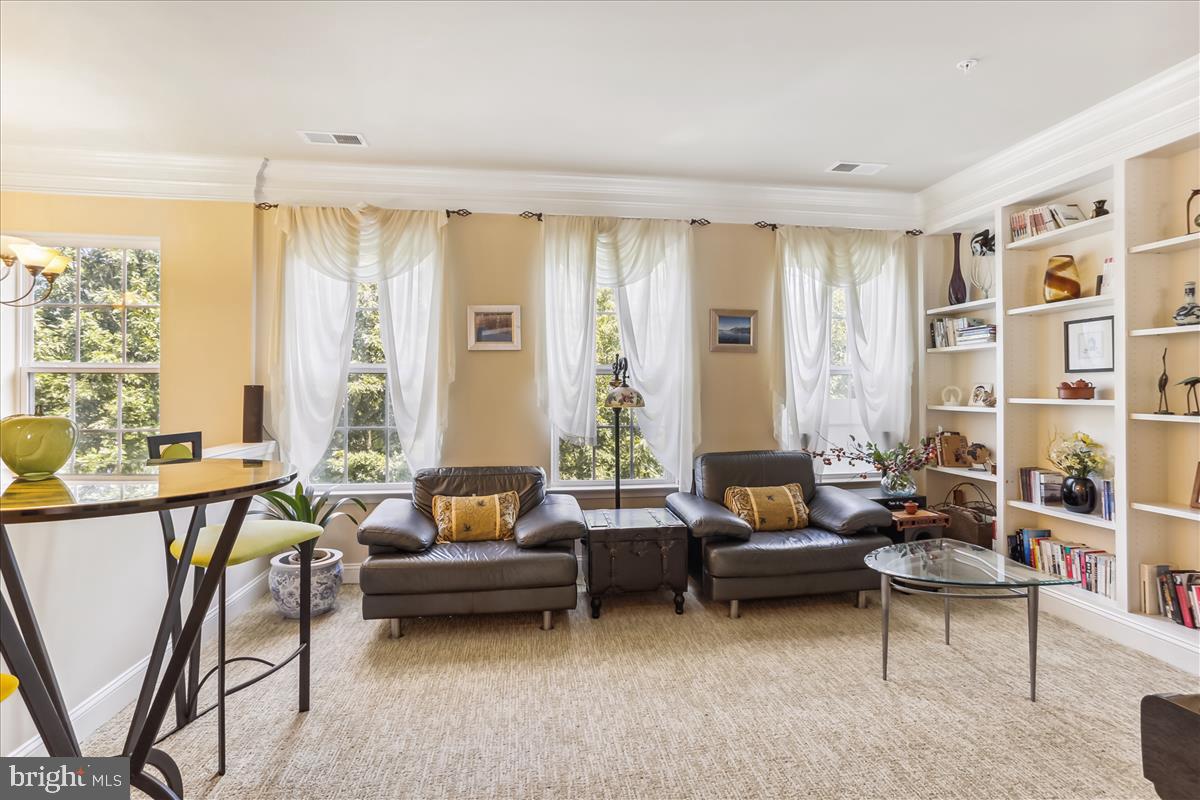 328 Park Ave #12-328