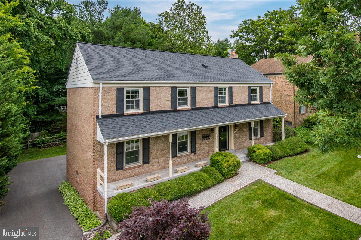 1111 Fallsmead Way