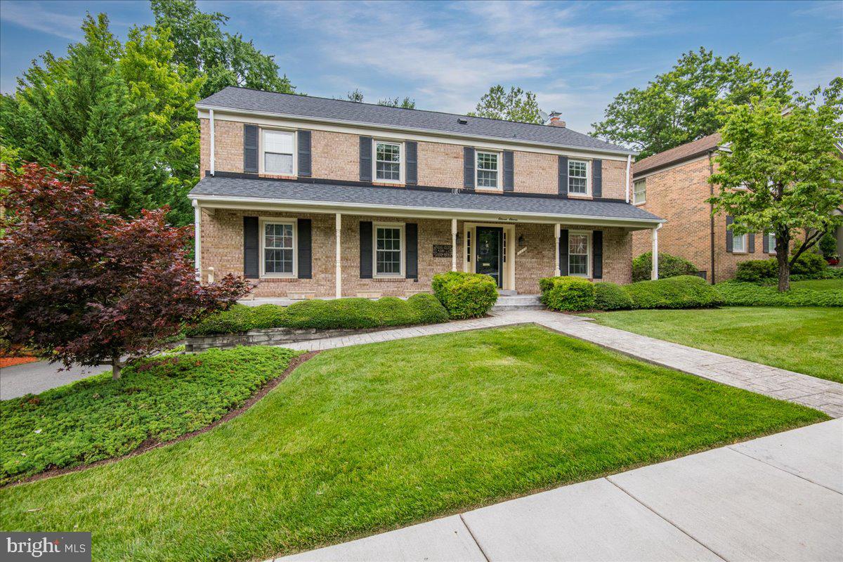1111 Fallsmead Way