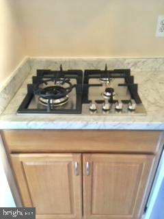 10401 Grosvenor Pl #1005