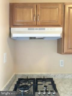 10401 Grosvenor Pl #1005