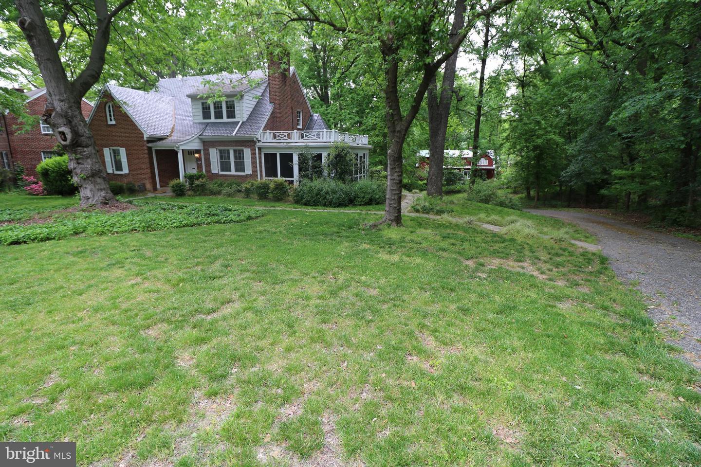 1601 Dale Dr