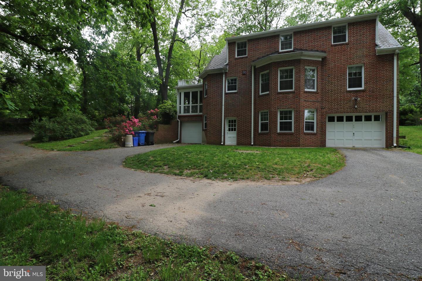 1601 Dale Dr
