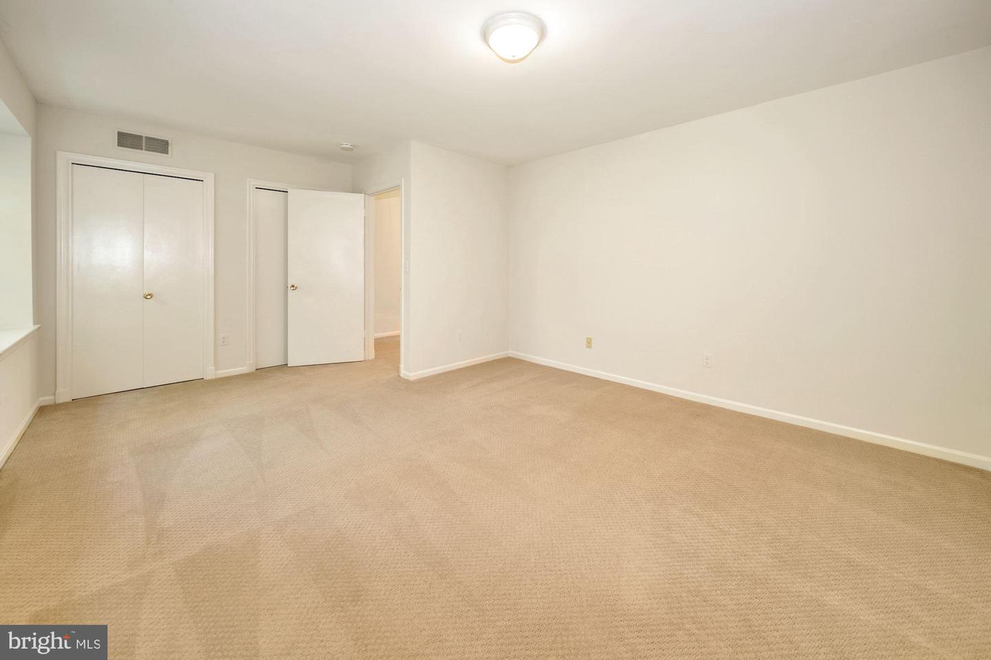 4843 Sangamore Rd #20