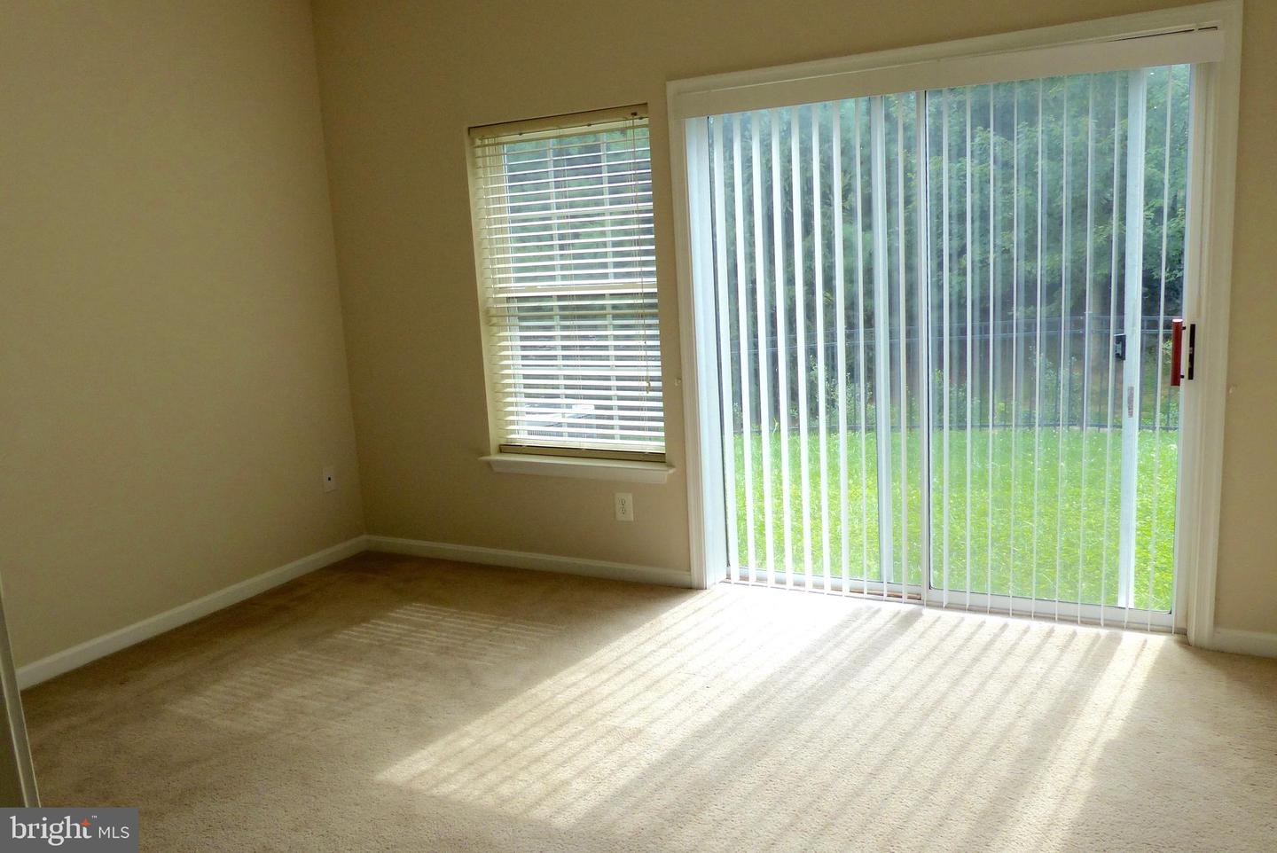 18701 Falling River Dr