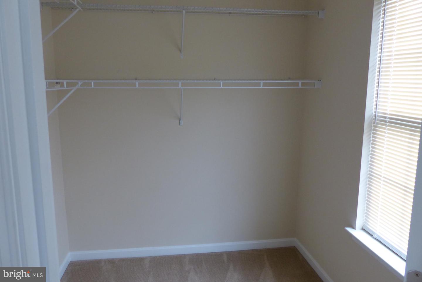 18701 Falling River Dr