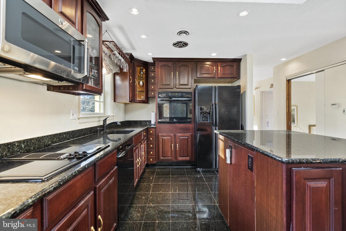 9109 N Branch Dr