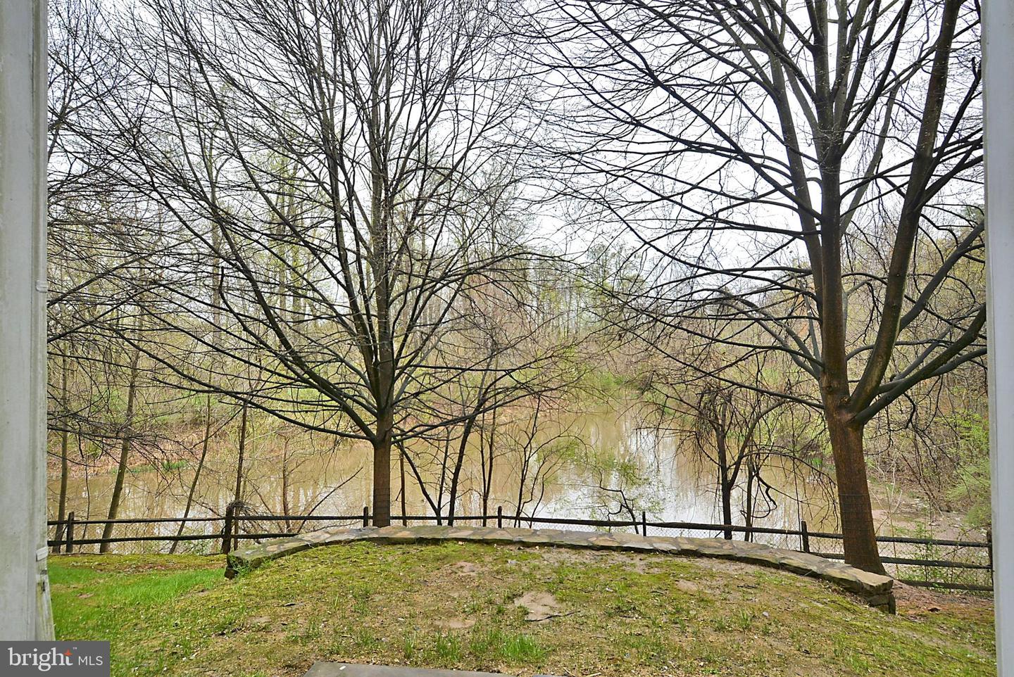 10010 Vanderbilt Cir #11-9