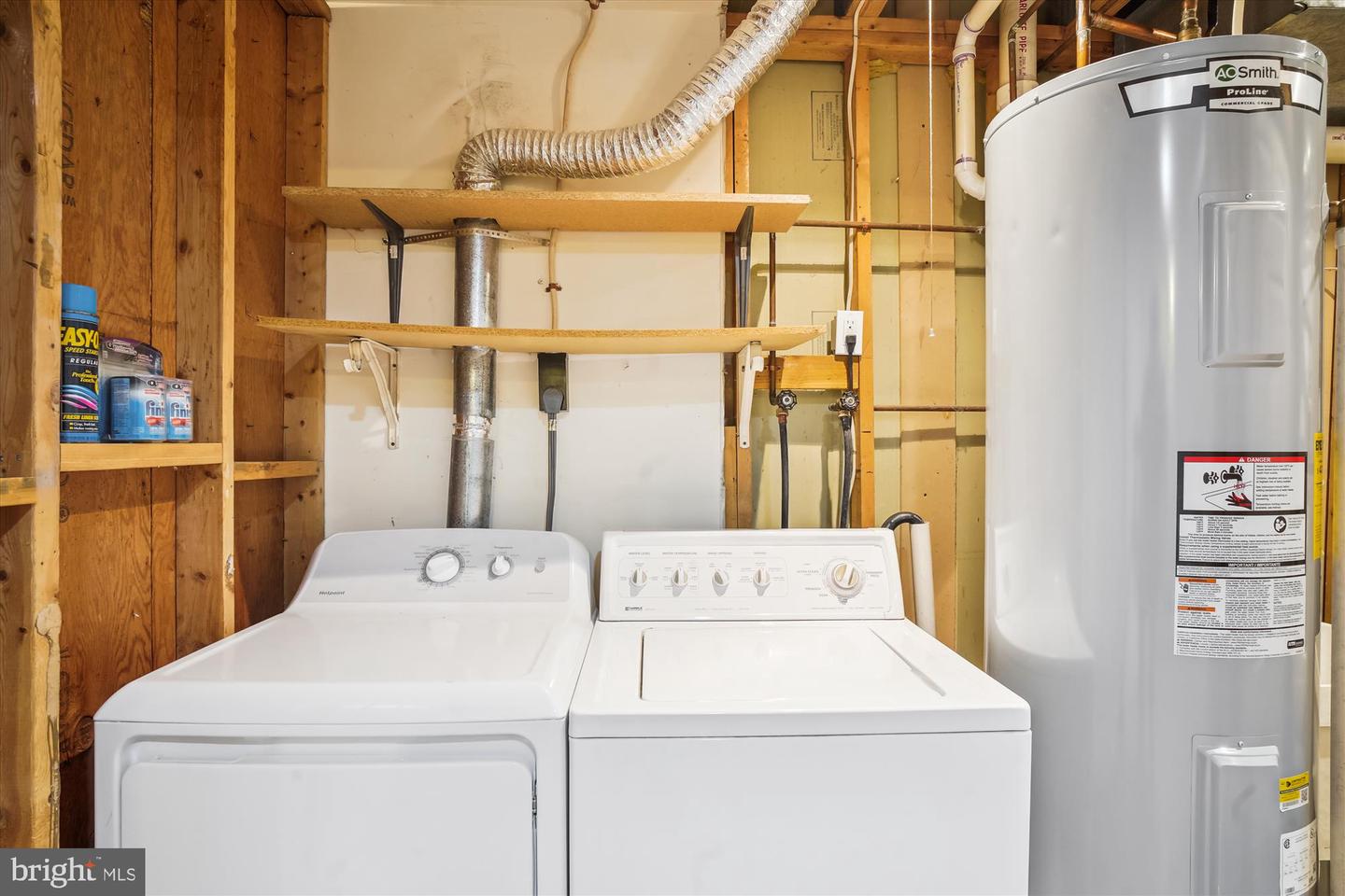 15632 Cliff Swallow Way