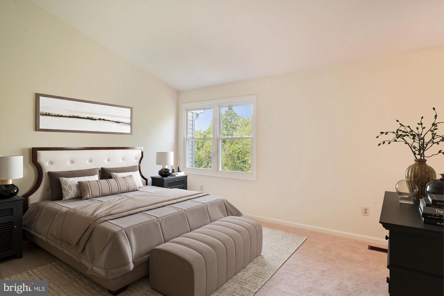 15632 Cliff Swallow Way