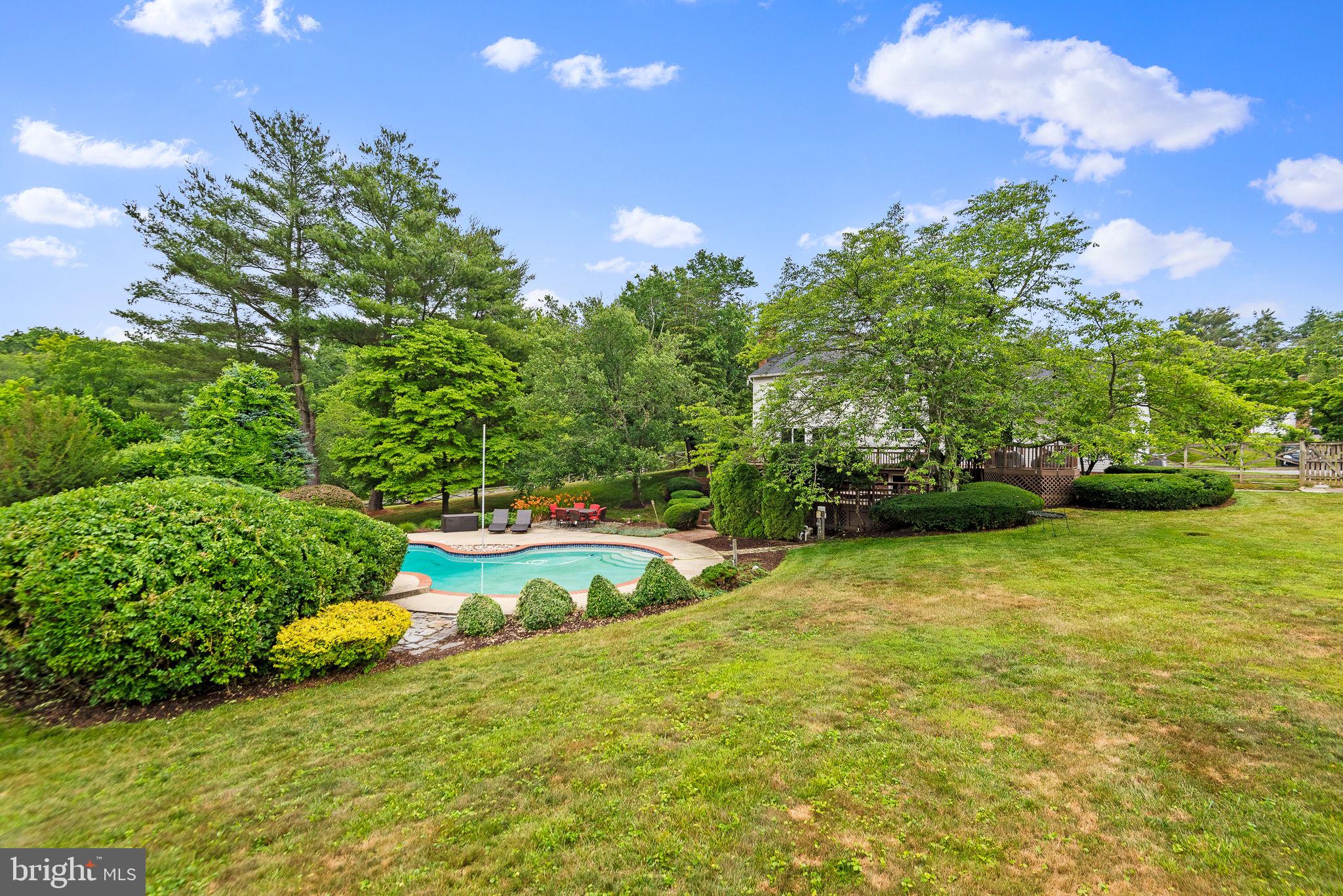 1 Glenhurst Ct
