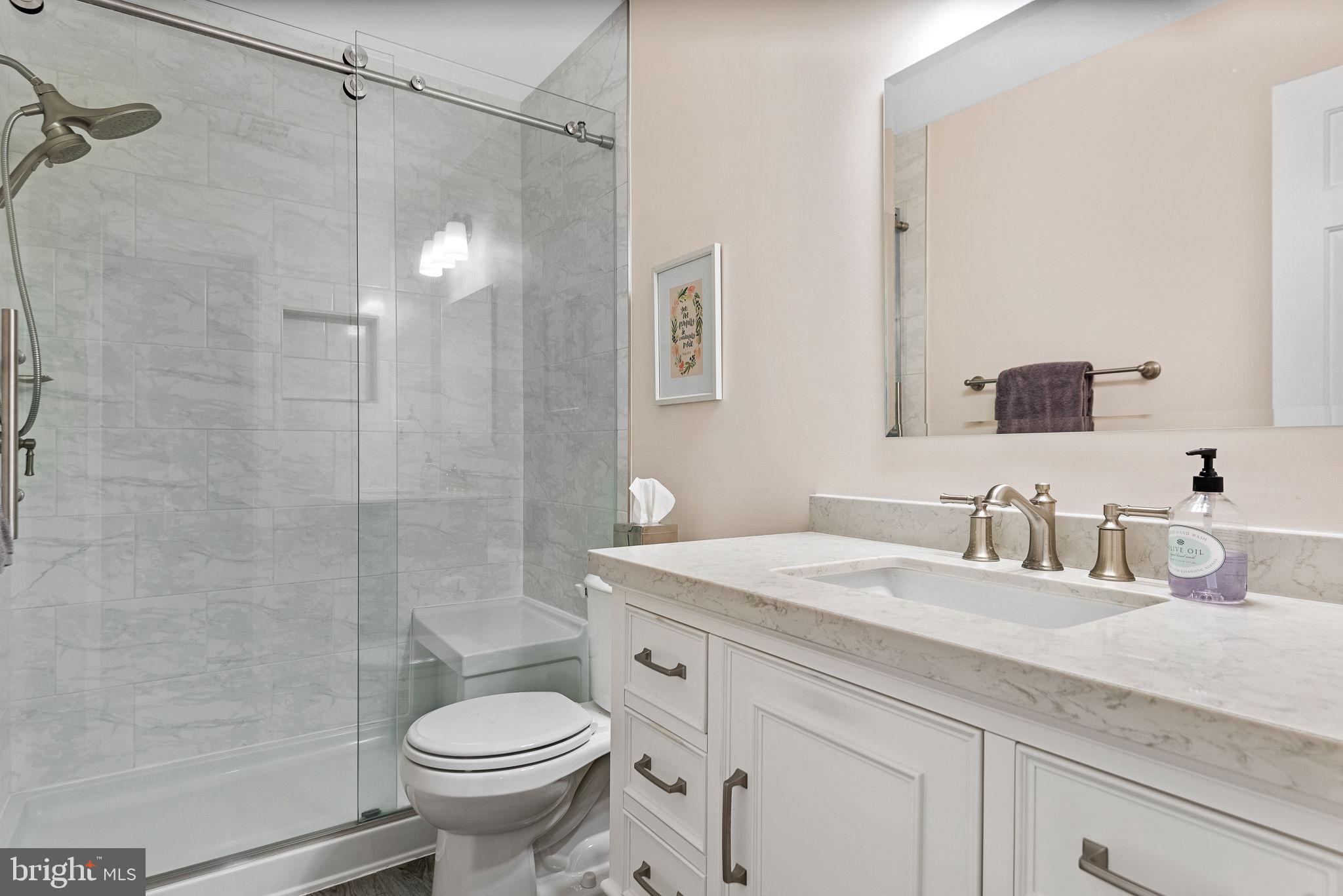 1 Glenhurst Ct