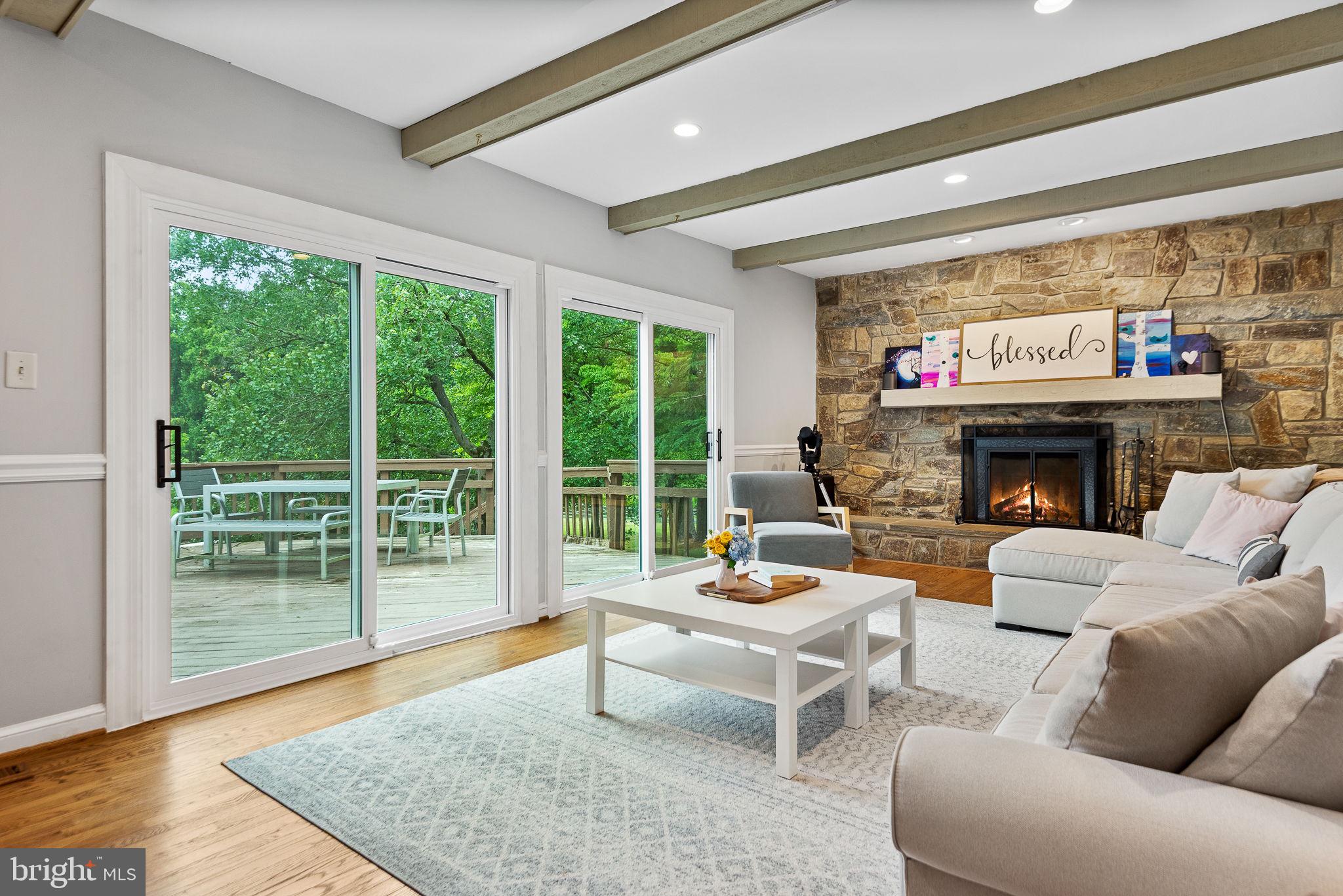 1 Glenhurst Ct
